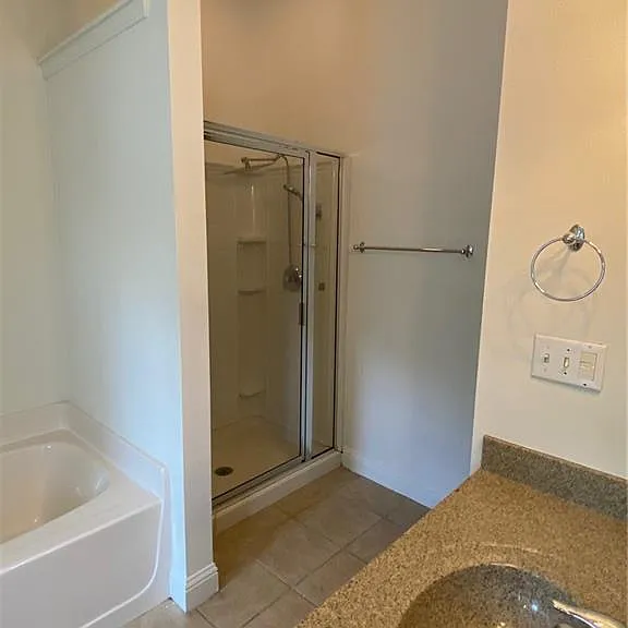 3231 Greenwood Oak Dr — Photo 30