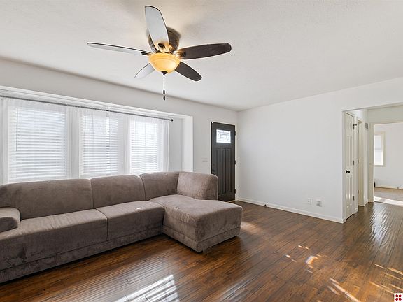 4th image of 3502 S 122nd St