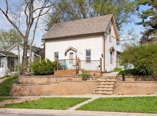 952 Gorman Ave, West Saint Paul, MN 55118