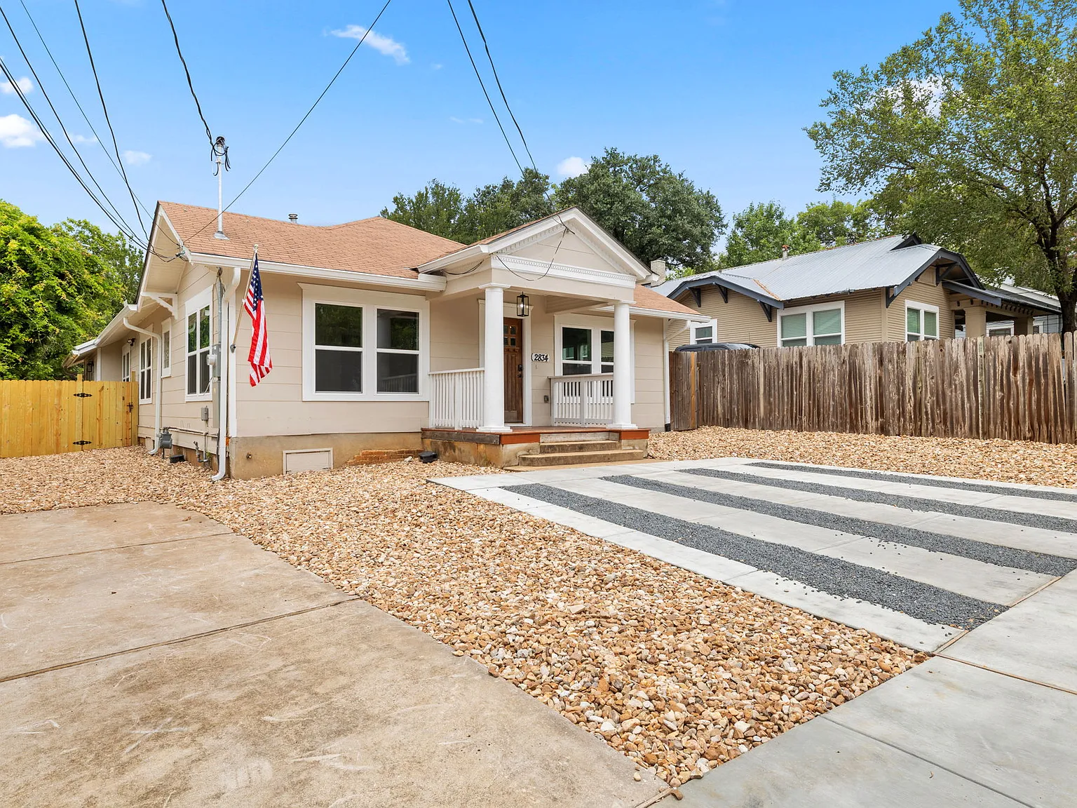 2834 Pearl St — Photo 3