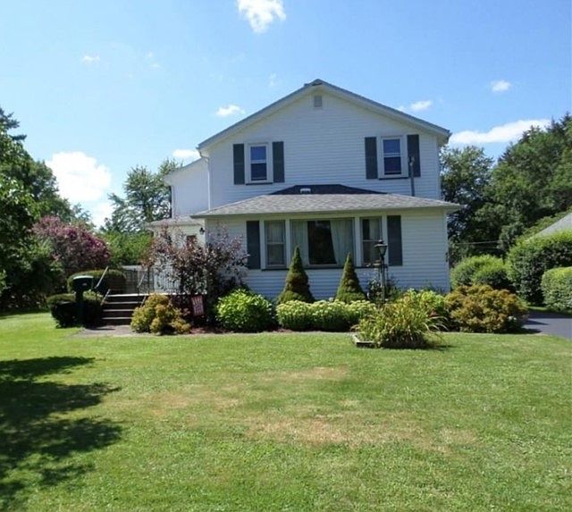 1st image of 416 Hampton Blvd