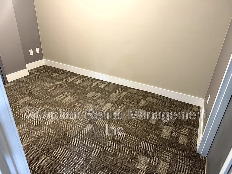 84 Elm St #2 — Photo 12