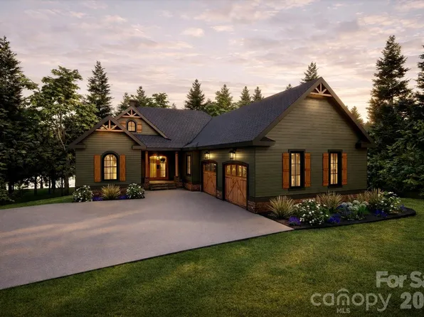 205 Kingfisher Ct, New London, NC 28127