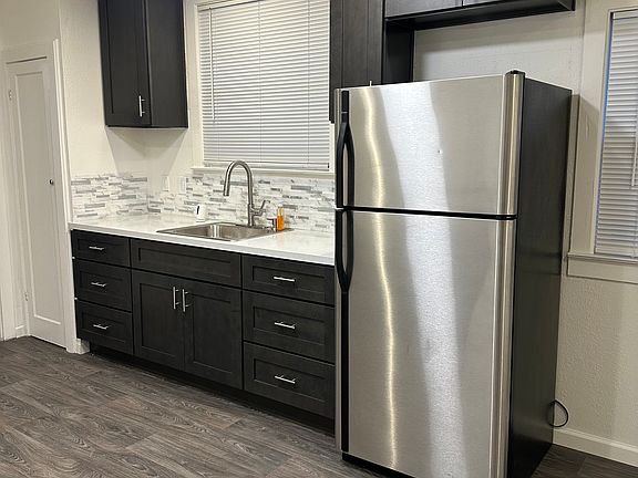 4th image of 8214 Iris St