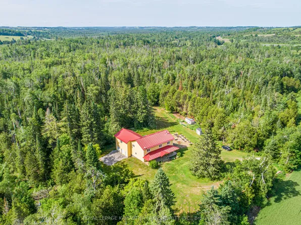 1752 Highway 35 S, Clarington, ON L0B 1M0