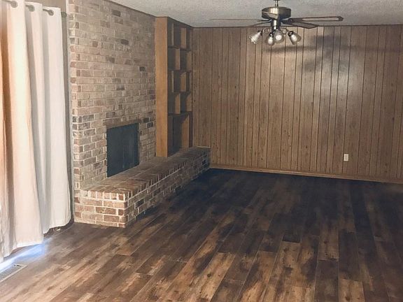 3rd image of 400 W Eliff St