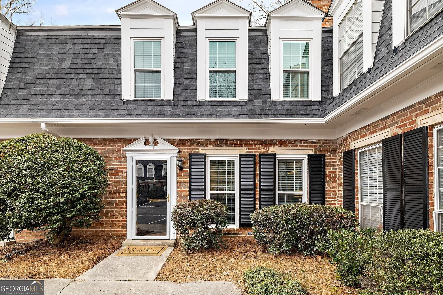 7 Palace Green Pl NW photo 1