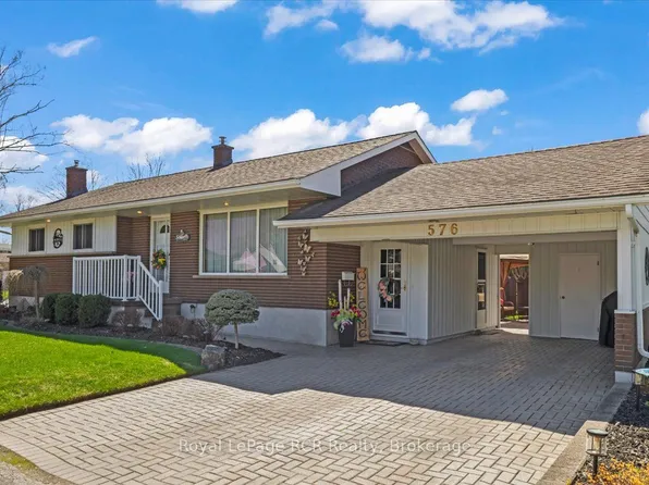 576 17th Ave, Hanover, ON N4N 3A9