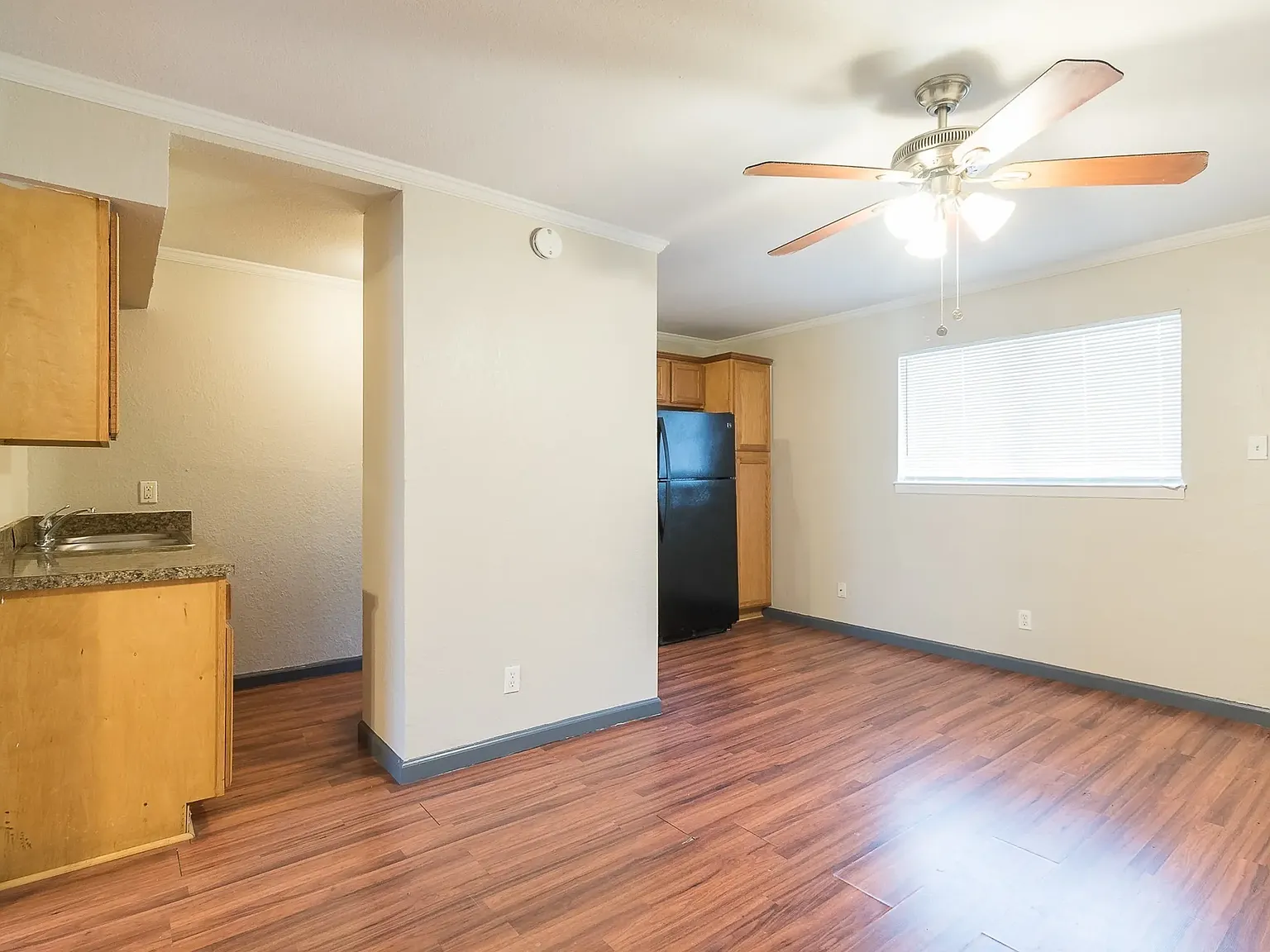 1 bed, 650 sqft, $899 — Photo 2