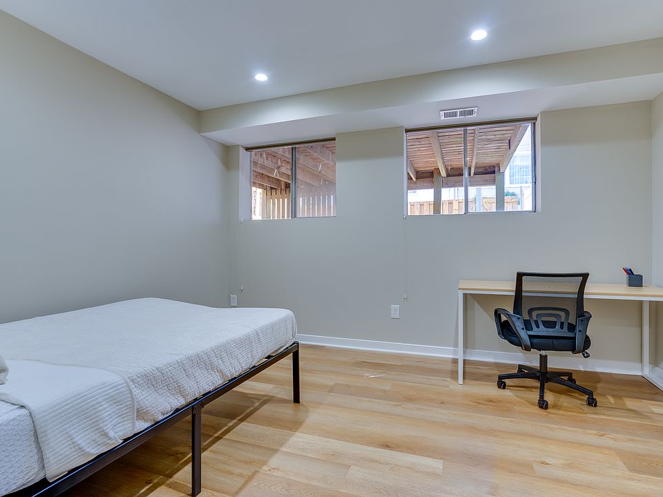 1st image of 8063 Saint Annes Ct #4