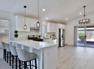 2250 Carnation Ave, Hemet, CA 92545