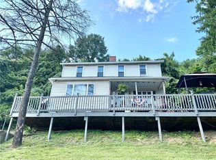 3301 Rainbow Run Rd, Monongahela, PA 15063