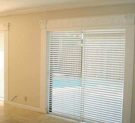 Beautiful Freize & Dental Moldings in almost every room
