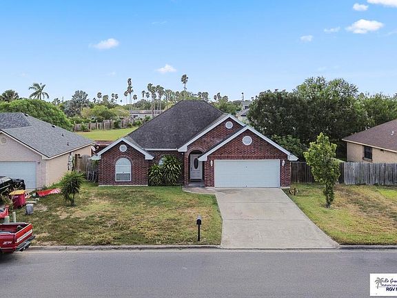 2nd image of 454 Palm Haven Dr