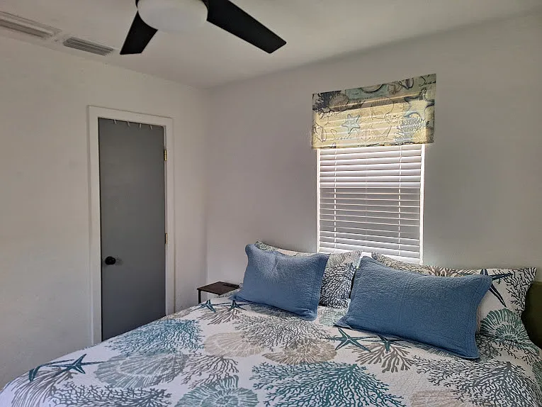 314 S Rhodes St — Photo 18