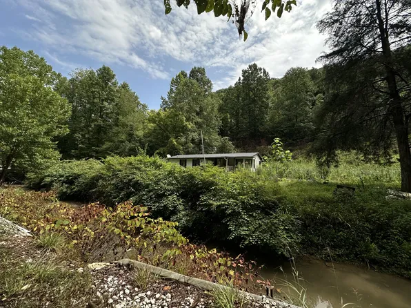 2139 Highway 708 S, Beattyville, KY 41311