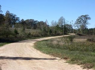 312 Shirley Sanford Rd, Seminary, MS 39479