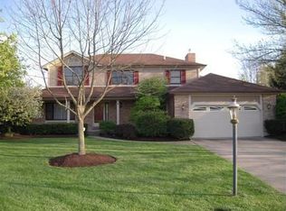 390 Mapletrace Trl, Dayton, OH 45458