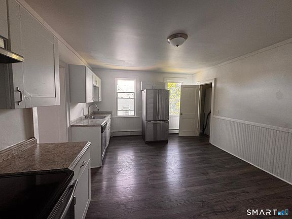 5th image of 169 Winthrop St