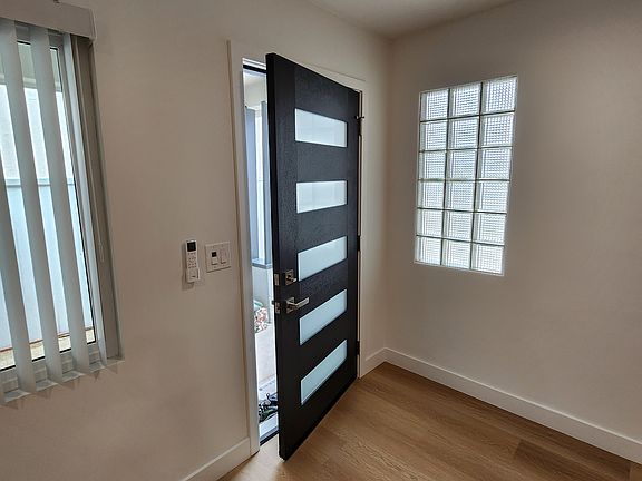 4th image of 122 E Canada APT A