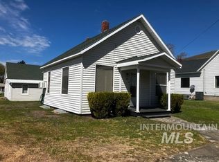 90 15th St, Pomeroy, WA 99347