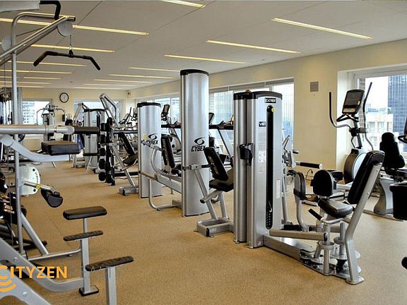 5th image of 322 W 57th St APT 41E