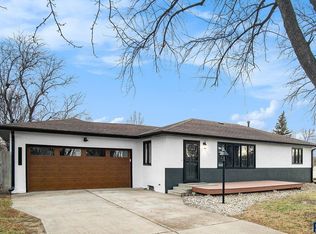 1201 S Dale Dr, Sioux Falls, SD 57110