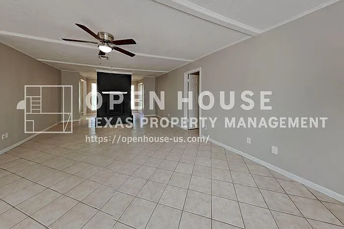 1954 Round Spring Dr — Photo 4