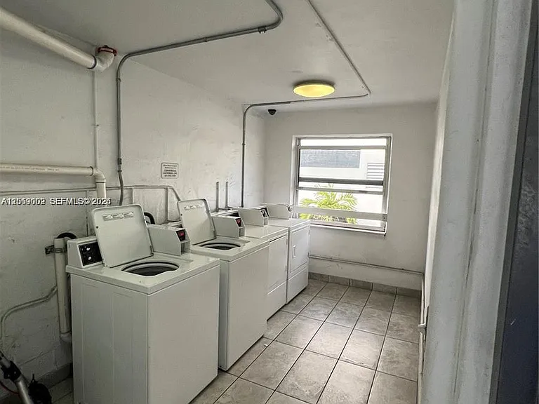 1610 Lenox Ave #409 — Photo 7