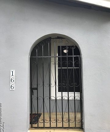 3rd image of 166 N San Horacio Ave
