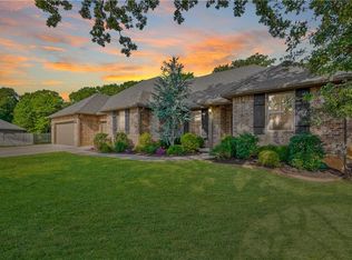 850 Walnut Ridge Cir, Guthrie, OK 73044
