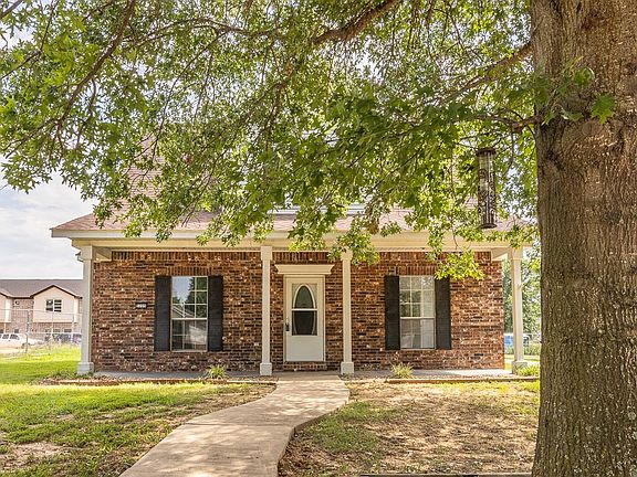 4th image of 5709 W Legacy St