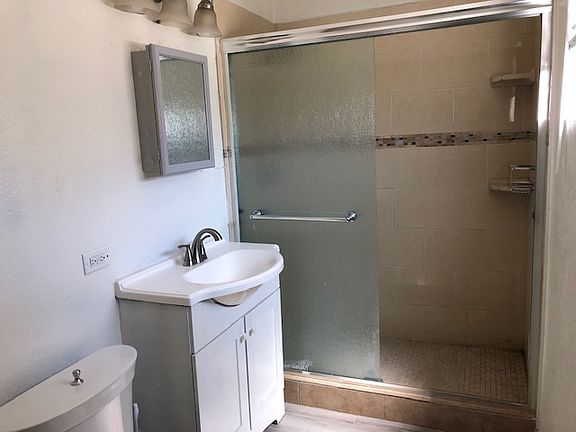 3rd image of 1718 E Campbell Ave APT 28