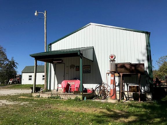 2nd image of 3929 S County Road 700 W