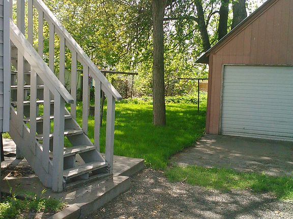 5th image of 405 N College Ave #1