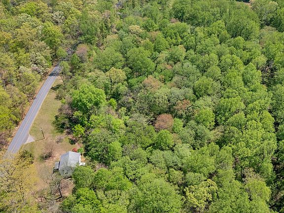 4th image of 20730 Big Woods Rd