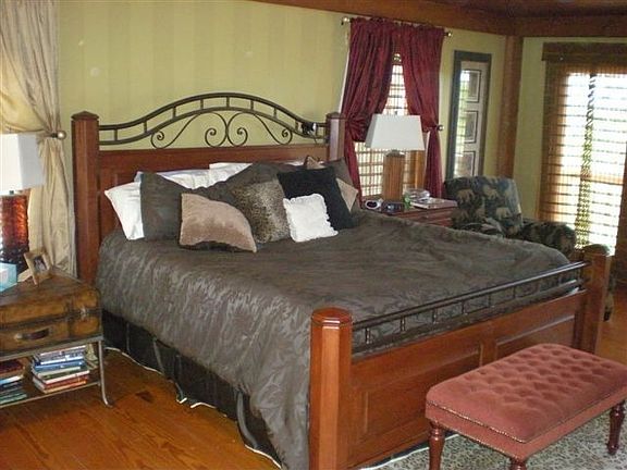 Master suite
