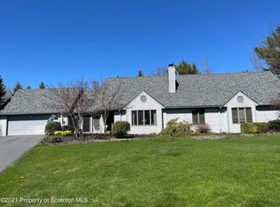 519 Highland Ave, Clarks Summit, PA 18411