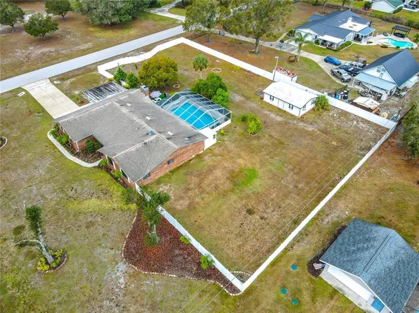 3437 Oakview Dr, Lakeland, FL 33811