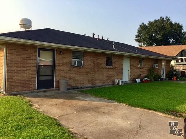 1st image of 208 Marleen St