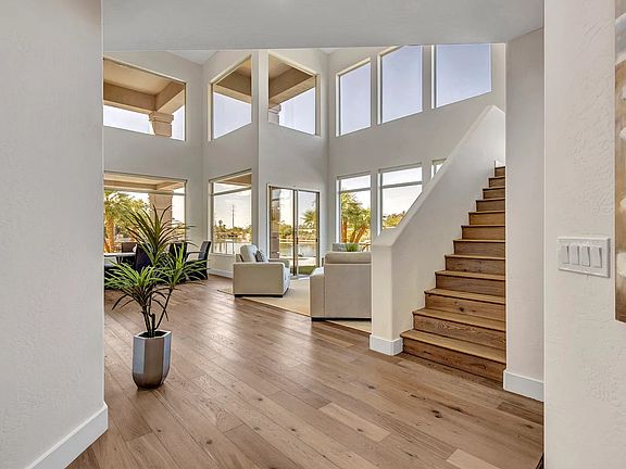 3rd image of 10172 E Cochise Dr