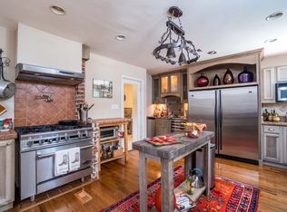 934 Lamar Rd, Macon, GA 31210