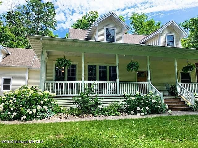 1st image of 32827 NE Pickerel Lake Dr