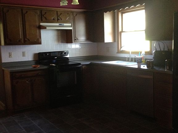 2nd image of 2098 S Glendale Dr