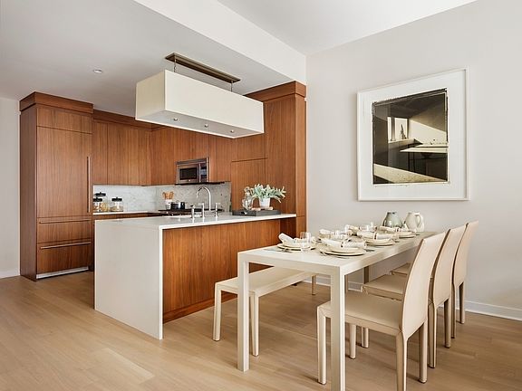 5th image of 456 Washington St #8E