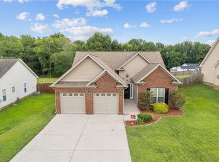 4731 Audrey Dr, Winston Salem, NC 27127