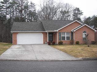 6735 Puritan Ln, Corryton, TN 37721