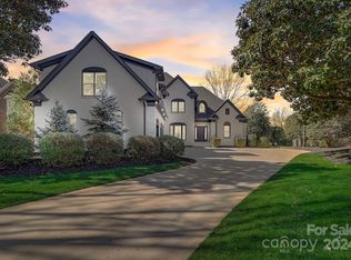 18935 Peninsula Club Dr, Cornelius, NC 28031