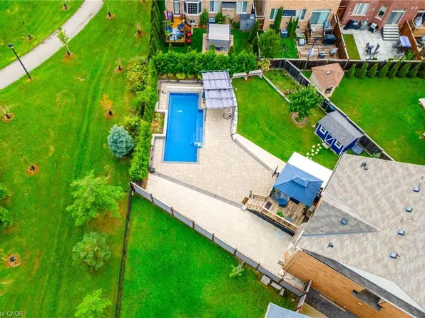 200 Giddings Cres, Milton, ON L9T 7A7