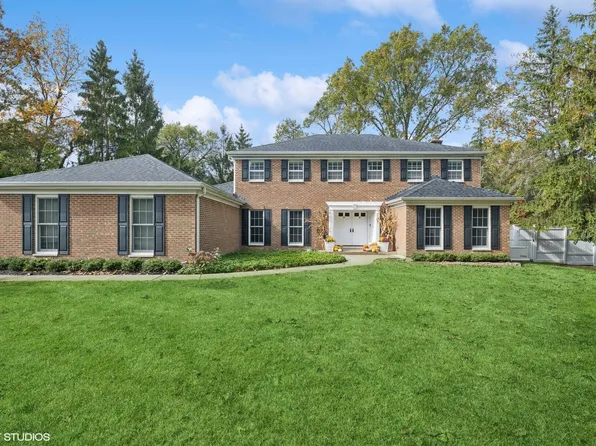 1340 Oak Knoll Dr, Lake Forest, IL 60045
